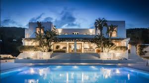 Wählen sie die passende ferienwohnung aus und kontaktieren sie die anbieter. Villa In Ibiza 570 M Parlak Immobilien