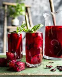 Recette The A L Hibiscus Pour Etancher La Soif Eistee Rezepte Erfrischende Getranke Zitronengras