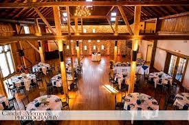 Harvest View Barn Pennsylvania Wedding Venue Wedding Photography Candidmomentsphoto Farm We Wedding Venues Pennsylvania Pennsylvania Wedding Wedding Venues