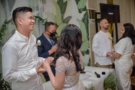 On our 4th Anniversary I married my favorite person Now, Let me reintroduce  myself- Denise Faye Concepcion- Ladaban 📸 Rgborrel Photos 💐 Hiraya  Flowers & Design 💄 Joieyth Erlano 🍽 Pandan Asian Cafe  #oriGIANallymadeforDENISE