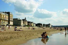 Then, in 1969, a horrific fire destroyed most of the structure, including pier fries. Top French Beach Resorts Trouville Sur Mer In Normandy
