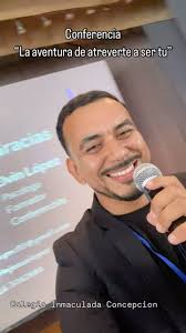 Elvin López = Psicología + Formaciones + Acompañamiento