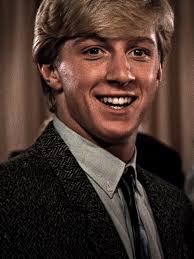 Cobra Kai: Johnny Lawrence y Daniel Larusso en Edición