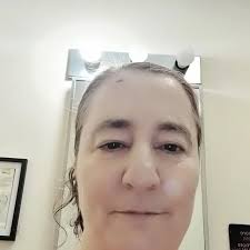 Boa tarde!. Saúdo, com todas as letras. Todo trabalho honesto é digno e  honrado. Parabéns!