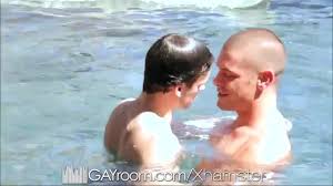 Free multiplayer games play pool, chess, checkers, reversi and more. Hd Gayroom Grobes Spielen Am Pool Verwandelt Sich In Sex Am Gay0day