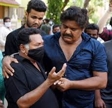 திரைப்பட படப்பிடிப்பில் ஈடுபட்டிருந்த விவேக்கிற்கு திடீரென. Sj0v 3abx Allm