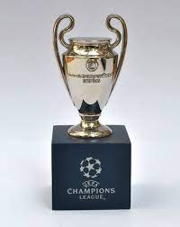 Uefa champions league pokal 80mm freistehend hier kaufen tiang listrik agustus 15, 2021. Uefa Champions League Pokal 109mm Pokalshop Ch