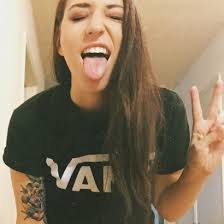 Ally Hills; YouTuber