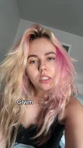 Paige Huff's Instagram, Twitter & Facebook