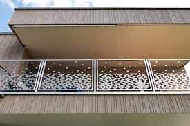 We did not find results for: Balcony Railing With Webnet Id Jakob Rope Systems