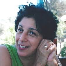 Eva Cohen's Instagram, Twitter & Facebook