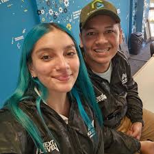 Como fundadora del CENTRO DE ENTRENAMIENTO G-TECNOLOGIA , no puedo estar  más feliz y agradecida por el increíble éxito de nuestro curso"De Cero a  Técnico". 🎓🔧 Ver a nuestros estudiantes crecer y