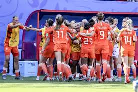 147,737 likes · 4,075 talking about this · 30 were here. Samenvatting Oranje Leeuwinnen Italie 2 0