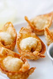 Many of the recipes i've made with wonton wrappers can be frozen for later and simply reheated in the oven or toaster oven. Fried Wonton Best Homemade Wontons Recipe Rasa Malaysia