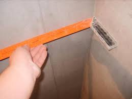 After a large section is adhered, unroll the mesh with two hands. How To Make A Corner On The Wall Smooth Whether It Is Necessary To Achieve Ideally Straight Corners Of Walls Causes Of Curvature