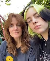 Uma nova billie eilish está entre nós. 3 Me Gusta 0 Comentarios Billie Eilish Ifoundbillieavocados En Instagram Selfie Time Billie Eilish Billie Maggie