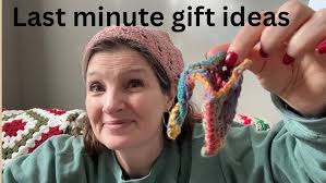 Amigurumi, AnnA crochet doll, we knit the apron🤗