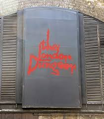 Get complete information including history, pictures, best time to visit, recommended hours, address and much more. Im London Dungeon Das Gruseln Lernen