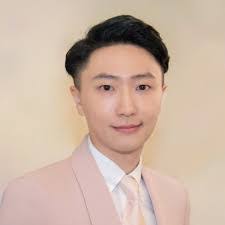 Tommy Tse's Instagram, Twitter & Facebook