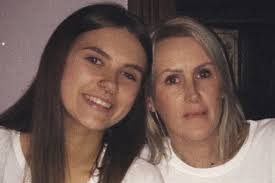 Closure of schools divides opinion among Leaving Cert parents