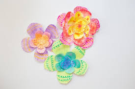 See how to make them here. How To Make Giant 3d Watercolor Flowers With Paper Plates
