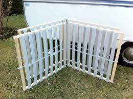 Hugo Ein Klappbett Fur Den Wohnwagen Wohnwagen Klappbett Wohnen