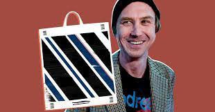 Maybe you would like to learn more about one of these? Lars Eidinger 550 Euro Luxus Aldi Tute Wird Stark Kritisiert Mode Jetzt De