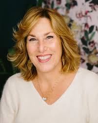 Please help us give @jamieebennerhair a warm welcome! She is the newest  member of our salon team. Read more about her below! Jamie Benner is a  master stylist and colorist with 22