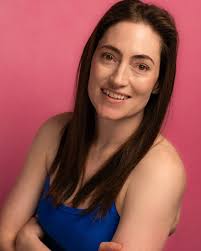 Smiles for the weekend! Edits from a great recent shoot with @dlove_actress  🙌 • Naniroseportraits.com