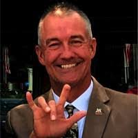 Ronnie Tapley's Instagram, Twitter & Facebook