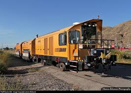 A Loram Maintenance Of Way Eight Stone Grinder With Two Four Stone Carts Takes A Break On The Rose Park Spur In Salt Lake Model Trains Train Video Light Rail
