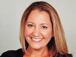 Jennifer Colello's Instagram, Twitter & Facebook