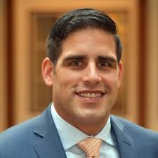 Augie Gonzalez's Instagram, Twitter & Facebook