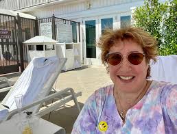 Hello Travelers Has anyone taken advantage of the “yellow key” they give  you at check in…. Where you get a “discount “ towards spa or a  complimentary treatment…. Which sounds like you