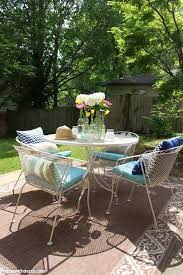 How To Paint Metal Patio Furniture Green With Decor Patio Decor Patio Furniture Makeover Outdoor Patio Furniture