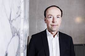 Share a gif and browse these related gif searches. Jussi Halla Aho Fb