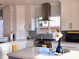 Your kitchens backsplash should be so much more than just a these new popular kitchen backsplash trends can echo the warmth of the desert, add cad pro has helped thousands of remodeling professionals, builders and contractors plan and design all. How To Get The Best Price For Your Kitchen Backsplash In 2019 Belk Tile