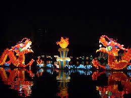 Dikisahkan saat itu dunia disinari oleh 10 matahari. Mid Autumn Festival Wikipedia