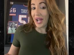Porn Star Richelle Ryan Says Bachelorette Star Chad Johnson Shouldve  Leaked a Sex Tape