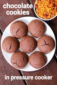 Chocolate Cookies Recipe Chocolate Biscuits In Cooker No Bake Cookies Recipe In 2020 Chocolate Cookie Recipes Cookie Recipes Easy Cookie Recipes