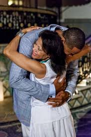 Howard, washington, dc ve chicago'daki imkânsız gençlere yardım eden juwan howard vakfı aracılığıyla genç basketbol. Cute Mother Son Moment For Juwan Howard And His Mother Mommy Loves You Mother Black Mother