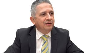 No temió en responder.Director del Hospital del Niño se enfrentó a El  Preguntón