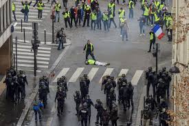 Liberté de partage et d'expression. Manifestations Des Gilets Jaunes Laboratoire Pour Une Nouvelle Doctrine Du Maintien De L Ordre