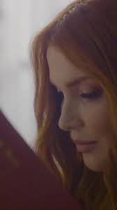 My album Bed of Roses AND my novel are all yours at midnight EST 🌹