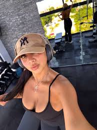 LATINA MILF ARE A BEST 😍😍