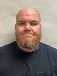 Brandon Bratcher's Instagram, Twitter & Facebook