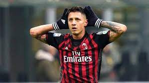 Today around lunchtime pescara met with milan at casa milan. Milan Eye On Twitter They Add That Lapadula Was Also Discussed But The Striker Is In No Hurry To Leave Milan And Would Prefer To Stay In Italy Https T Co Mguspyfazr
