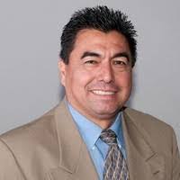 Eddie Meneses's Instagram, Twitter & Facebook