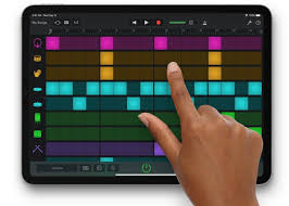Individuals can learn music, practice, create work opportunities. Garageband Ios 13 Update Adds Support For External Drives Dark Mode And More Geeky Gadgets