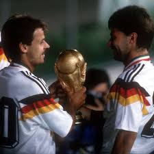 Bayern finished three points behind champions 1. Werder Bremen Am 8 Juli 1990 Gunter Hermann Weltmeister Ohne Einsatz Wita